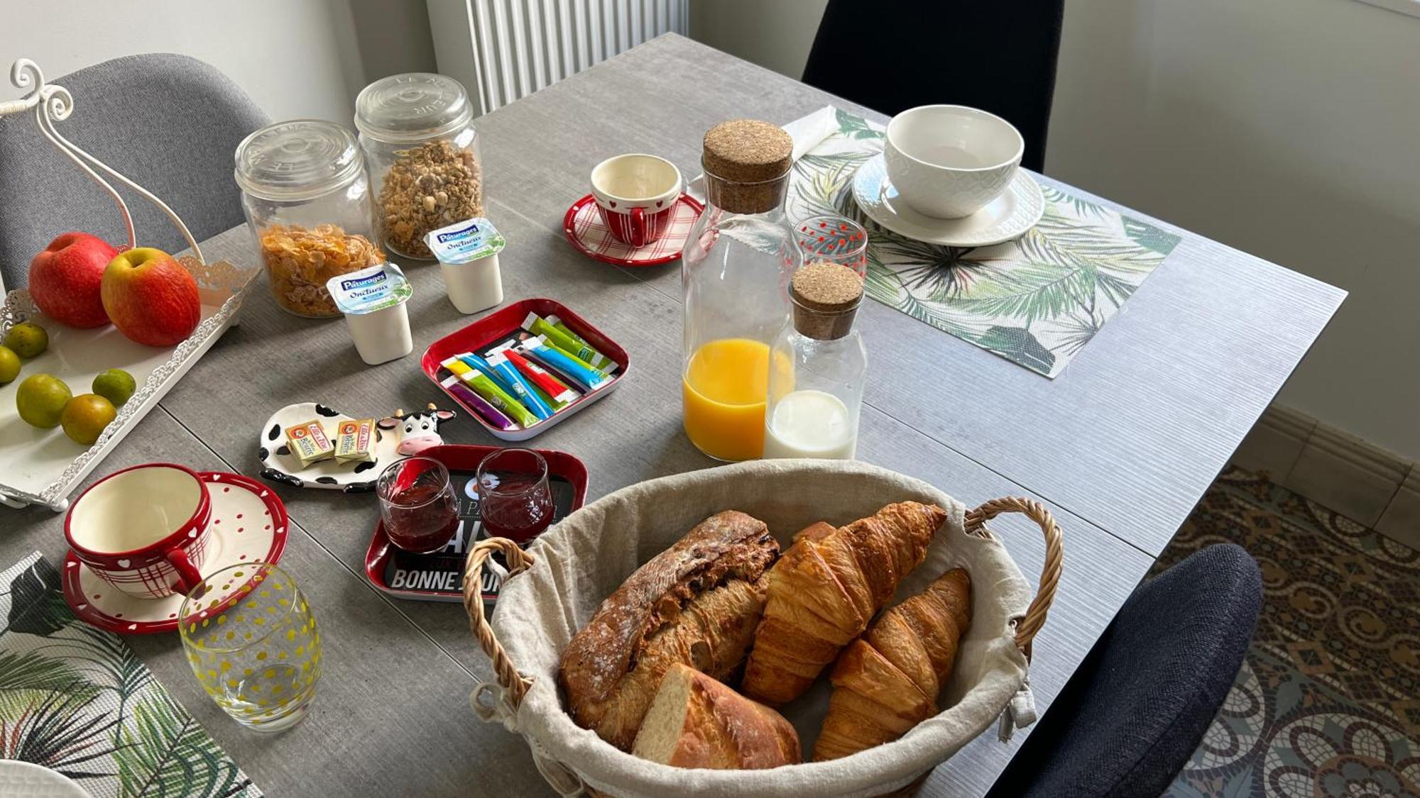 Ligny-Thilloy A La Ferme De Thilloy Bed & Breakfast エクステリア 写真